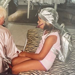 Meet your Posher, LG